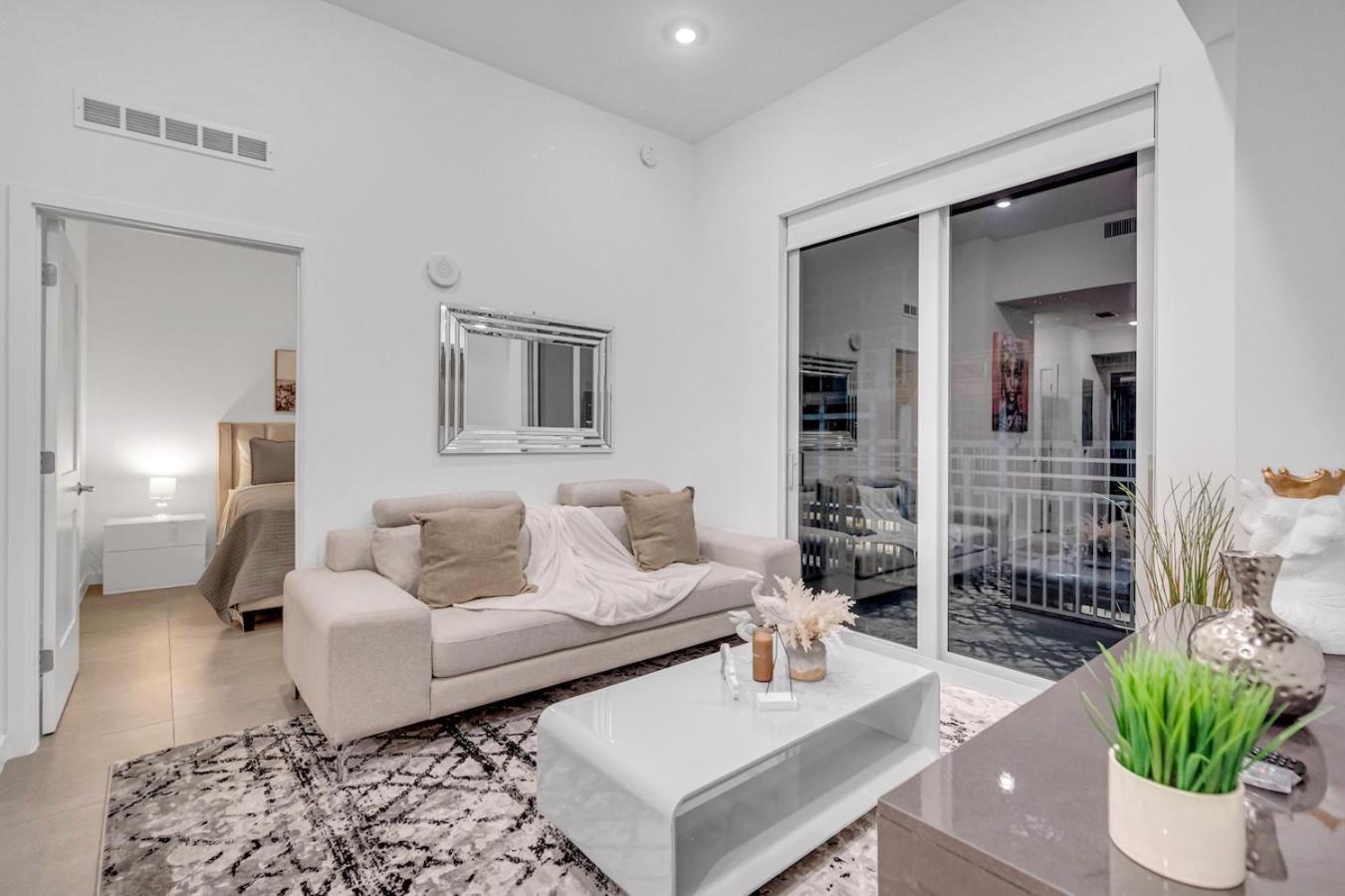 Modern Unit In The Heart Of Downtown Miami With Free Parking Apartman Kültér fotó