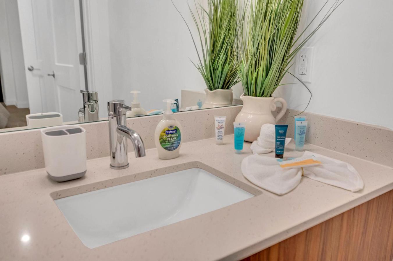 Modern Unit In The Heart Of Downtown Miami With Free Parking Apartman Kültér fotó